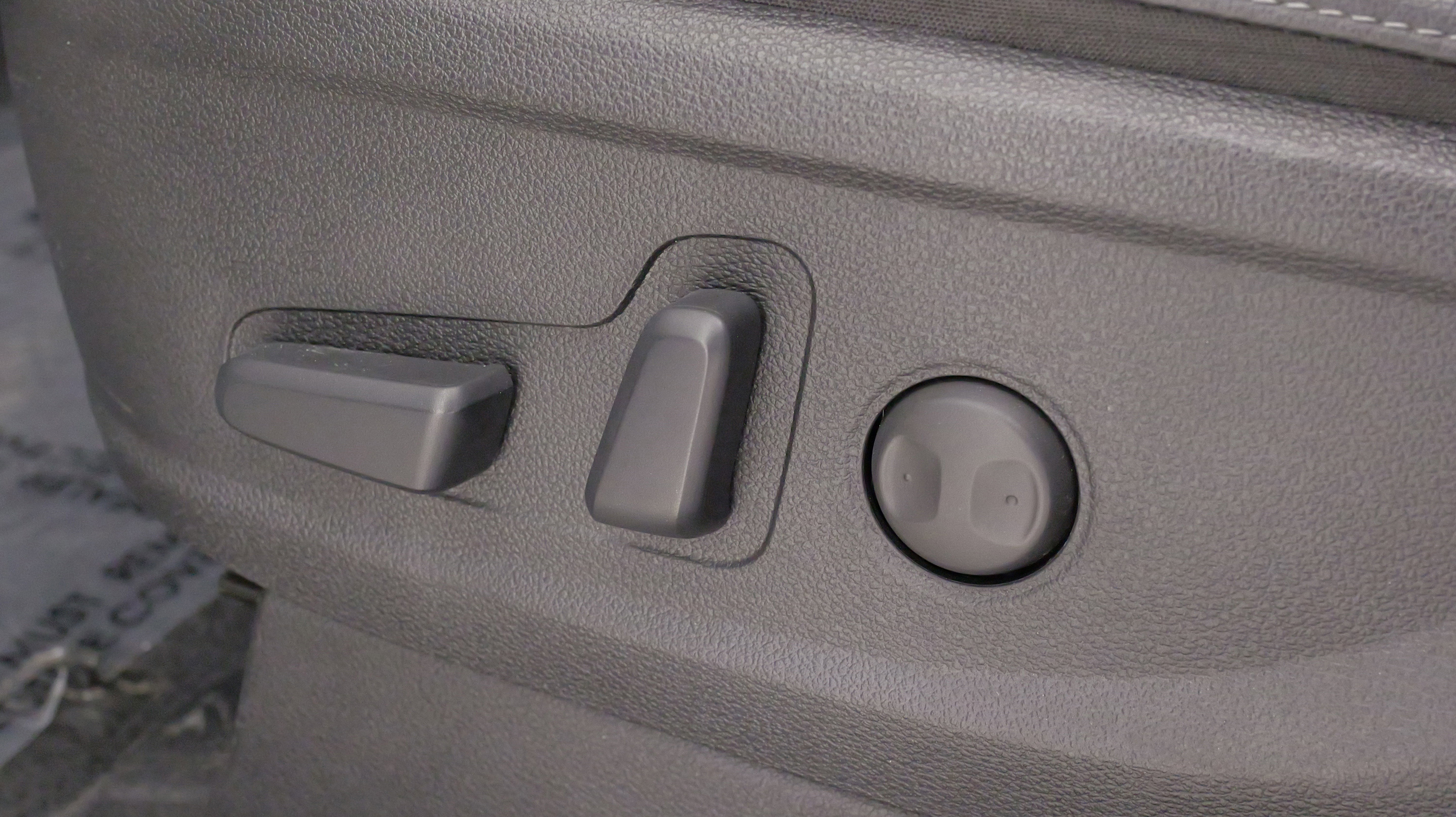 Used 2022 Kia Telluride EX w/ EX Premium Package image 36