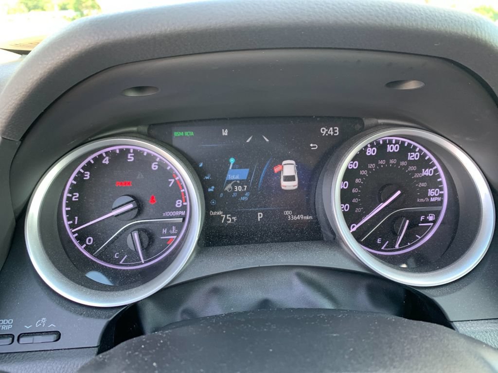 Used 2022 Toyota Camry LE w/ Cold Weather Package AWD/4WD image 29