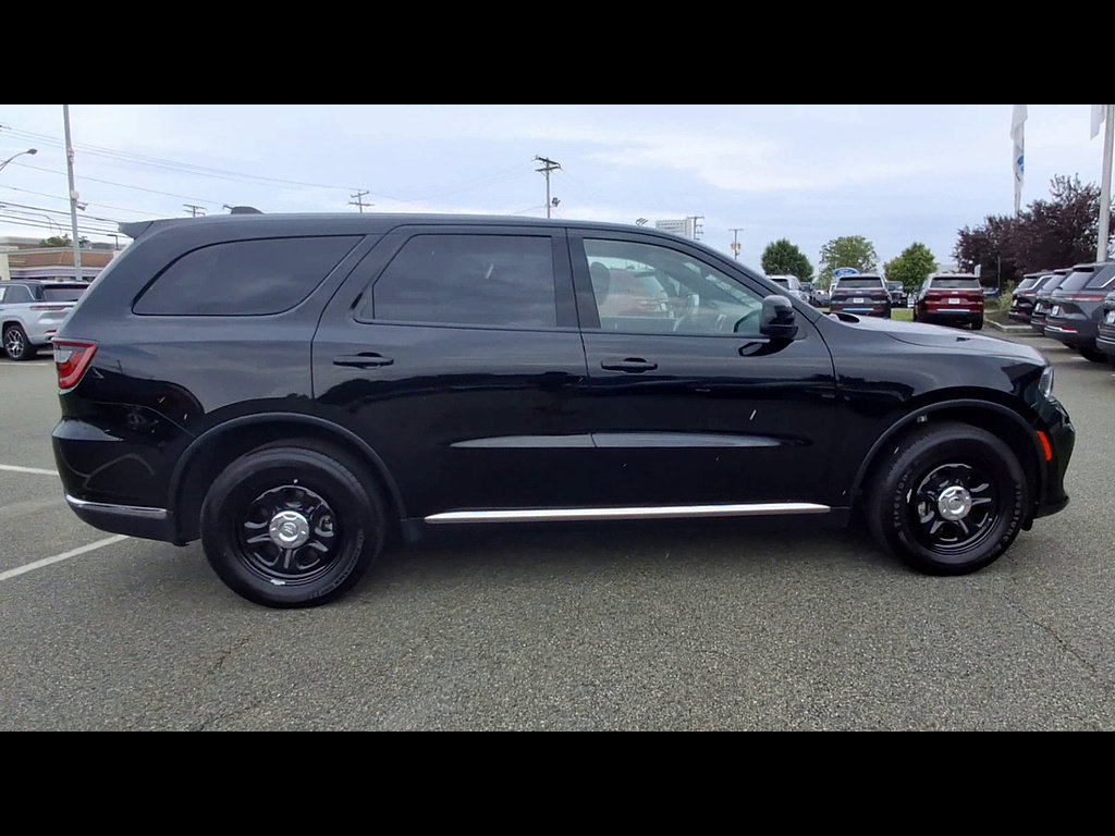 Used 2025 Dodge Durango AWD w/ Technology Group image 9