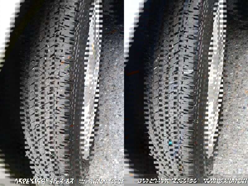 Used 2004 Lincoln LS image 28