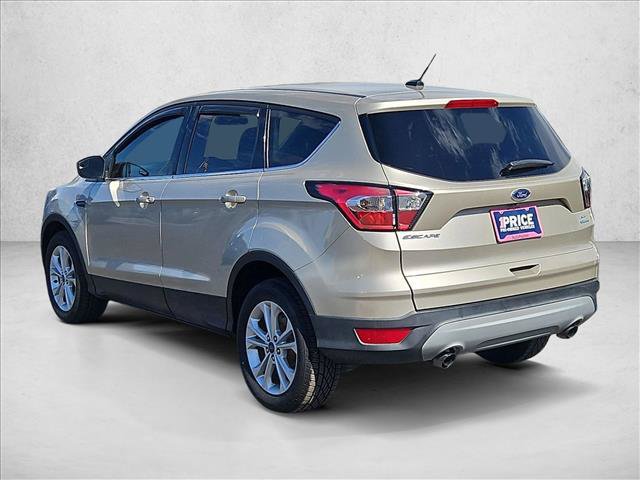 Used 2017 Ford Escape SE FWD image 9