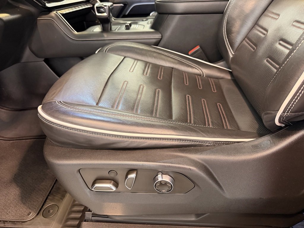 Used 2022 GMC Sierra 1500 AT4X image 21