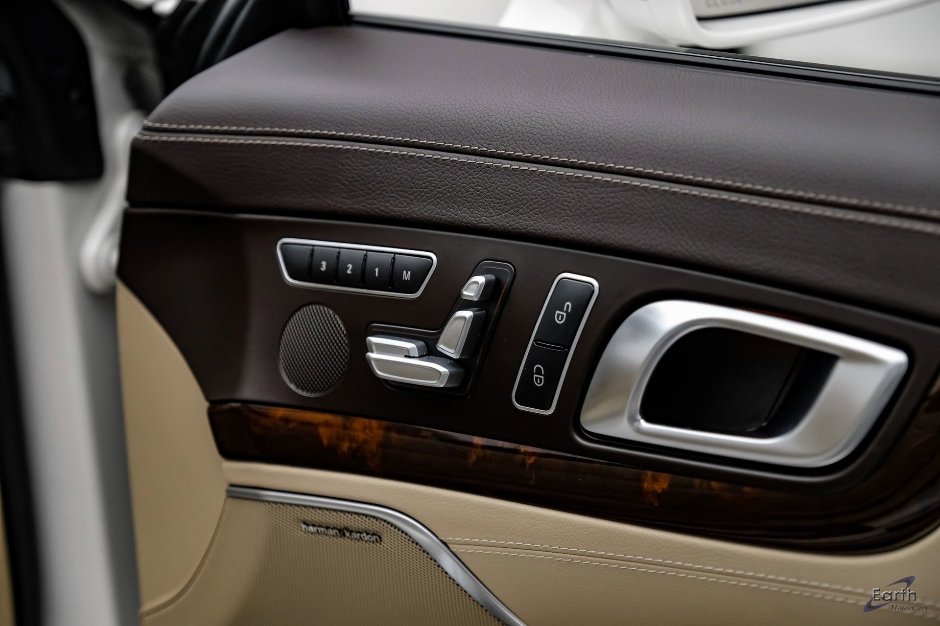 Used 2014 Mercedes-Benz SL 550 SL550 Roadster image 97