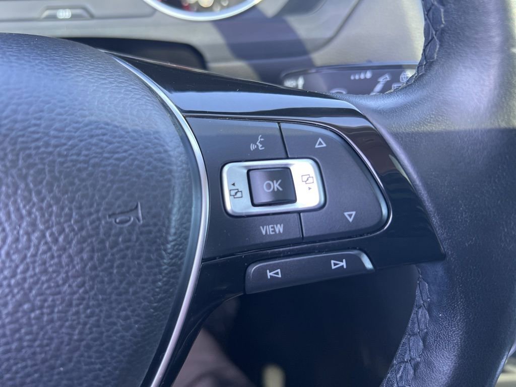 Used 2019 Volkswagen Tiguan SE image 60