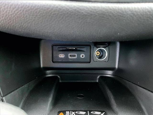 Used 2023 Chevrolet Equinox Premier FWD image 23
