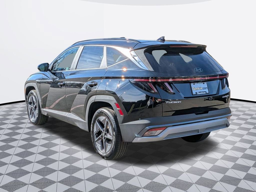 Certified 2025 Hyundai Tucson SEL AWD/4WD image 4
