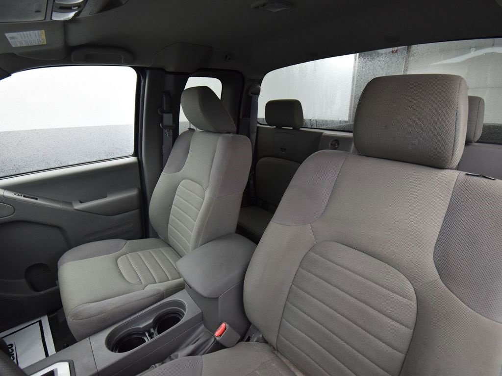 Used 2020 Nissan Frontier S image 14