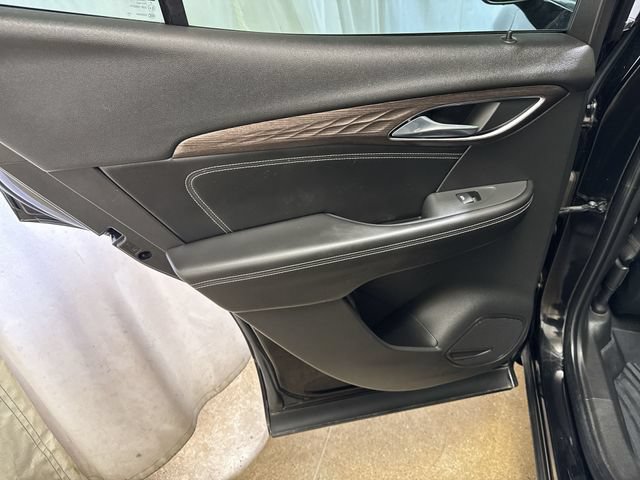 Used 2021 Buick Envision Avenir w/ Technology Package II AWD/4WD image 27