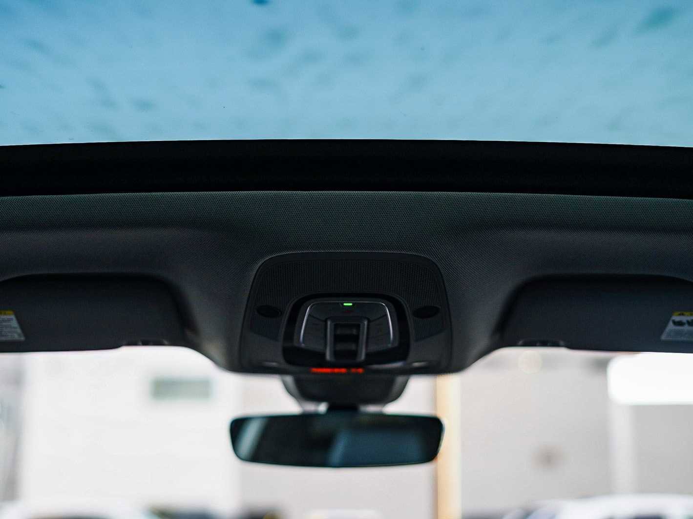 Used 2023 Audi Q5 Premium w/ Convenience Package image 12