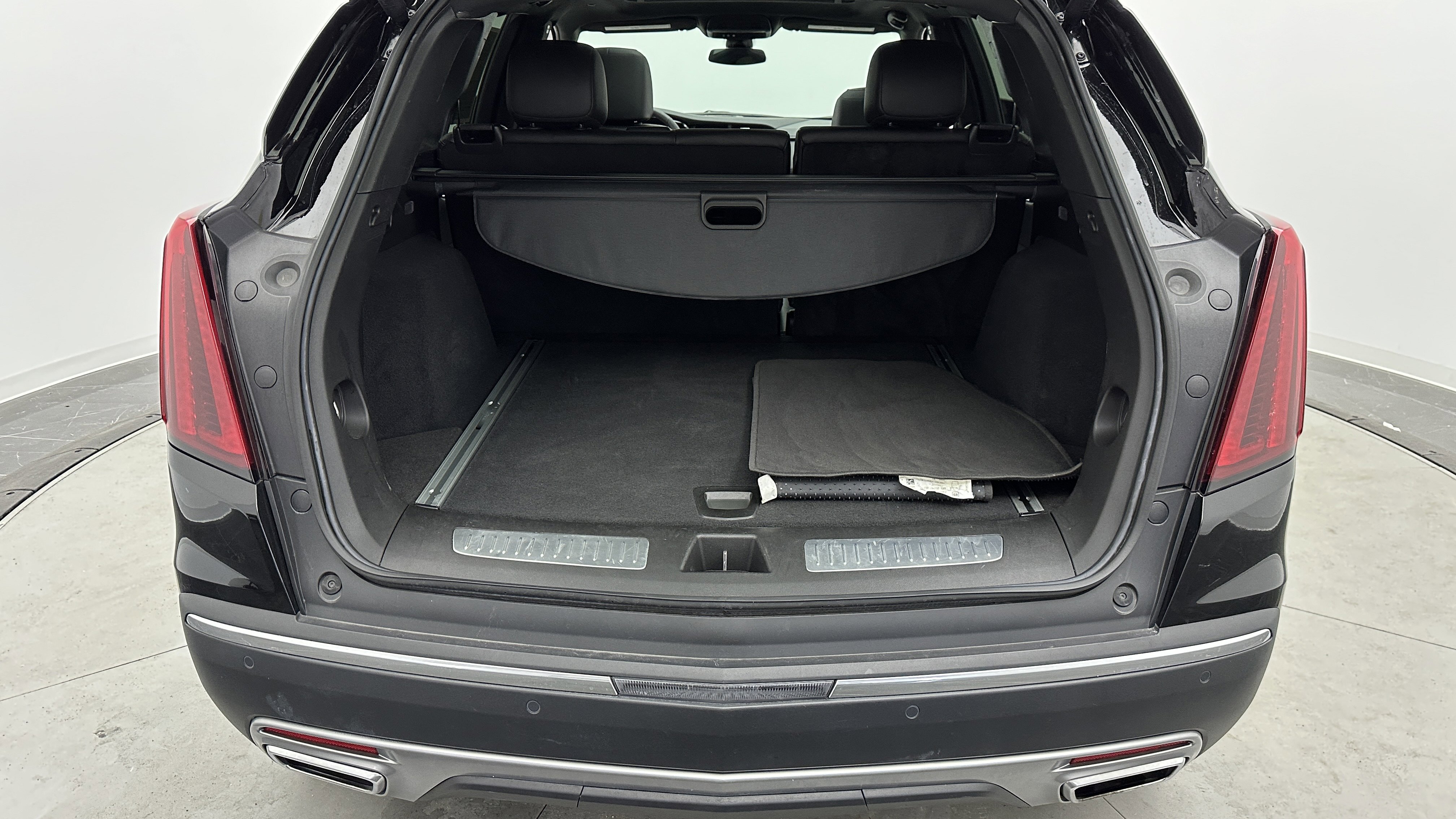 Used 2025 Cadillac XT5 Premium Luxury image 34