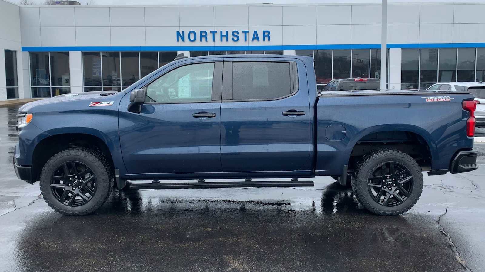 Certified 2022 Chevrolet Silverado 1500 LT Trail Boss image 5