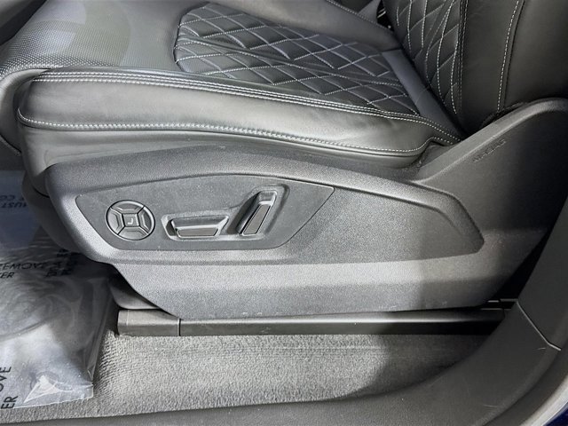 Used 2023 Audi SQ8 Prestige w/ Prestige Package image 22