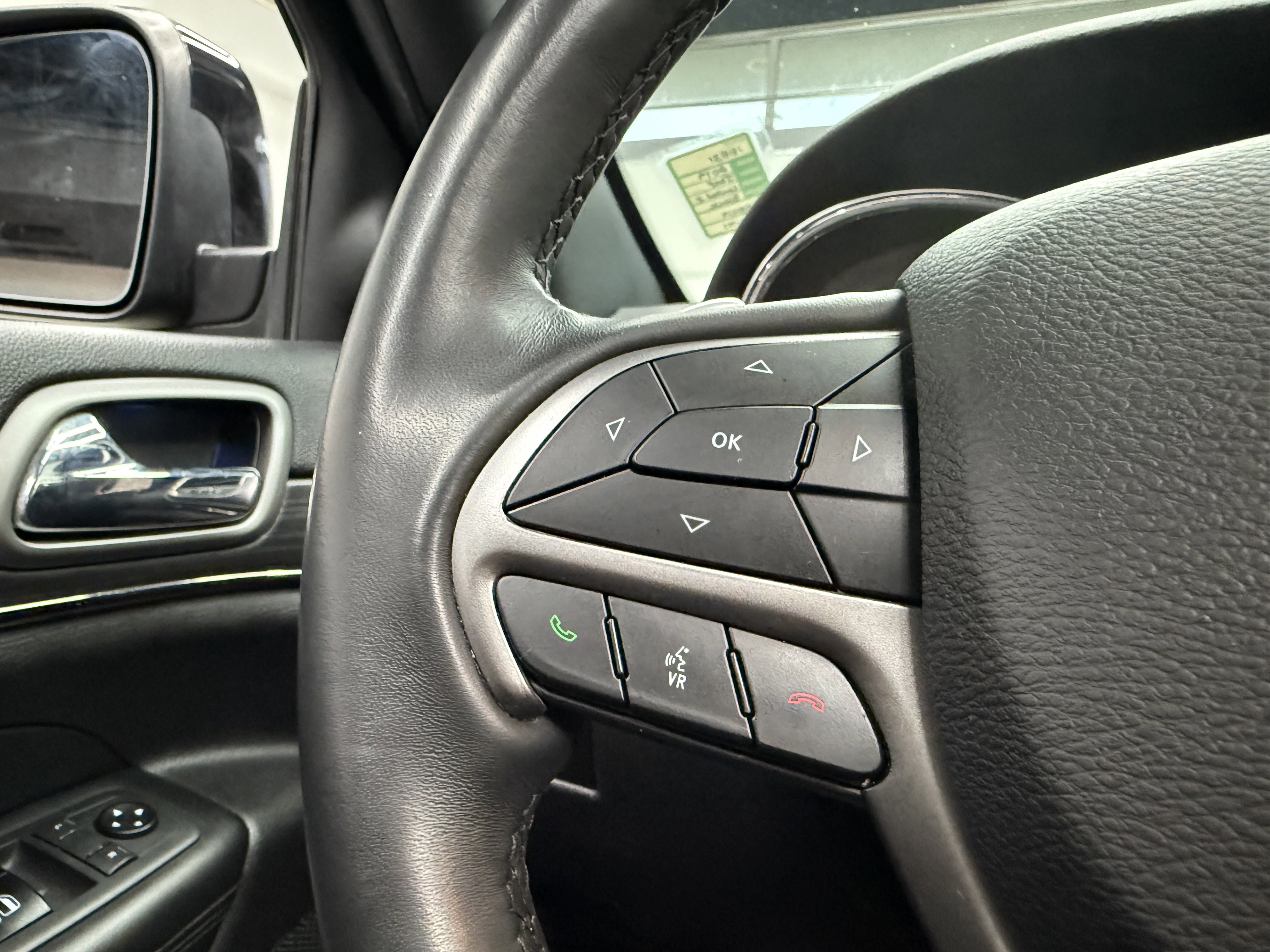 Used 2019 Jeep Grand Cherokee Limited X image 15