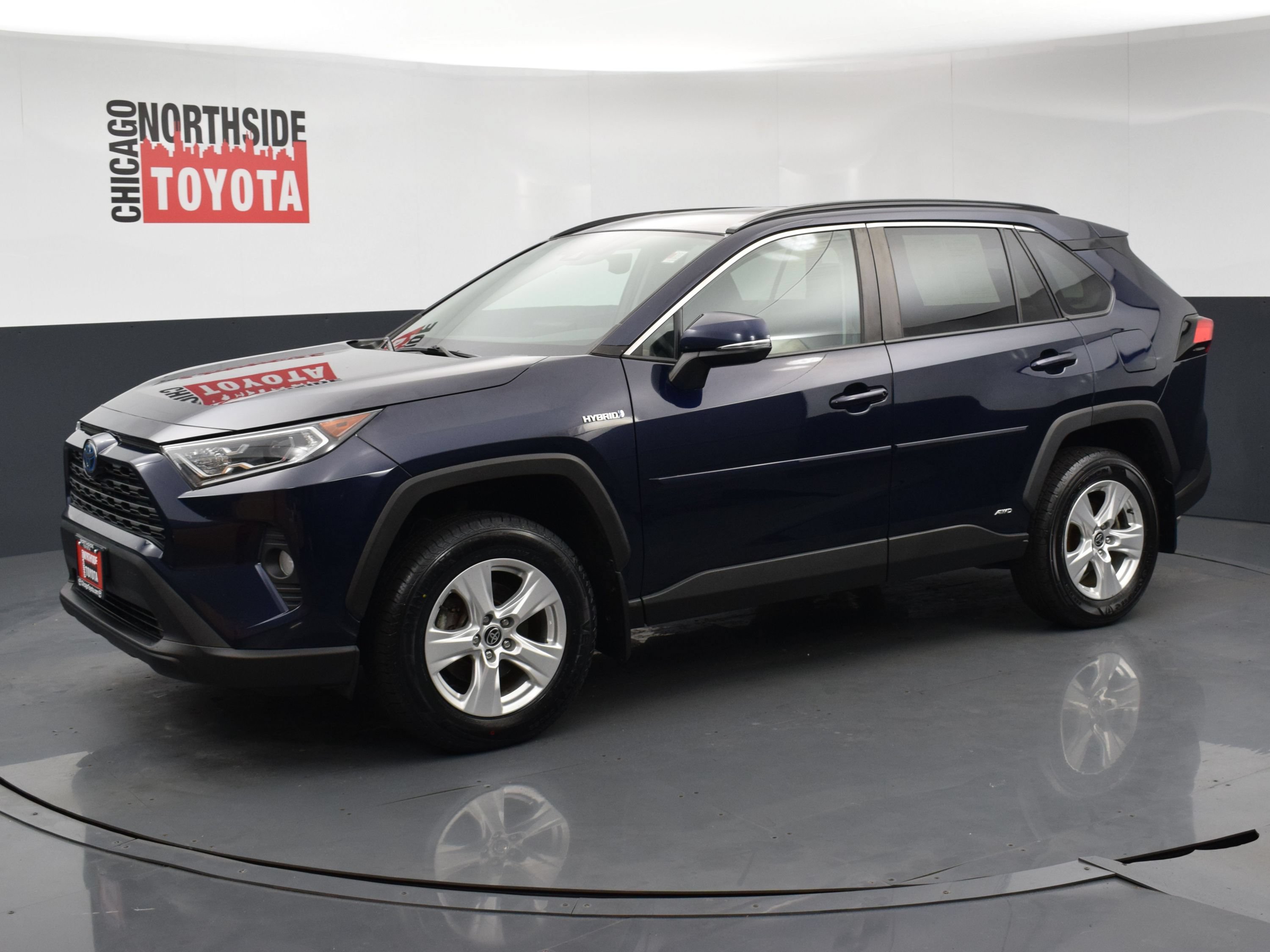 Used 2021 Toyota RAV4 XLE w/ Convenience Package AWD/4WD image 8