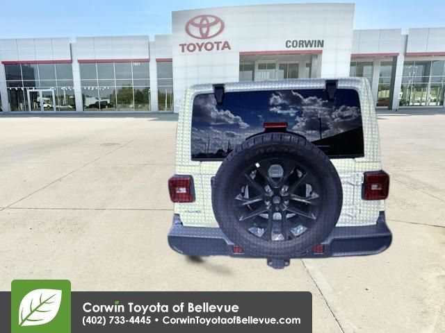 Used 2023 Jeep Wrangler Unlimited Sahara w/ Cold Weather Group AWD/4WD video 2