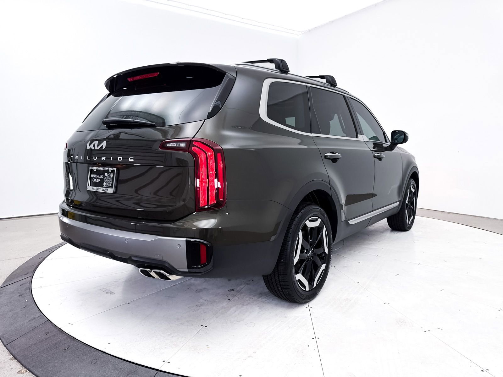 Certified 2025 Kia Telluride S image 20