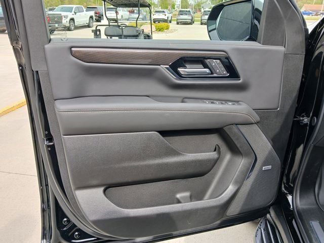 New 2026 GMC Yukon XL Elevation w/ Elevation Premium Package AWD/4WD image 16
