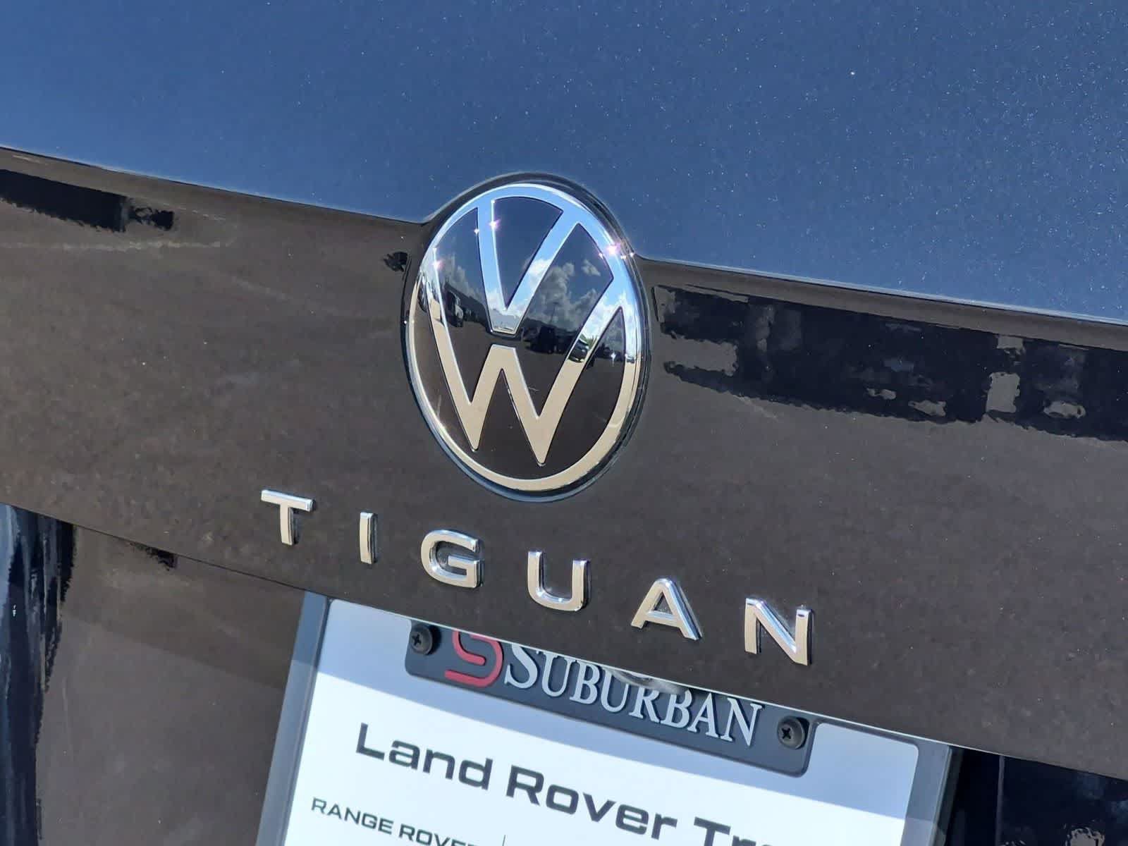 Used 2023 Volkswagen Tiguan SE AWD/4WD image 12