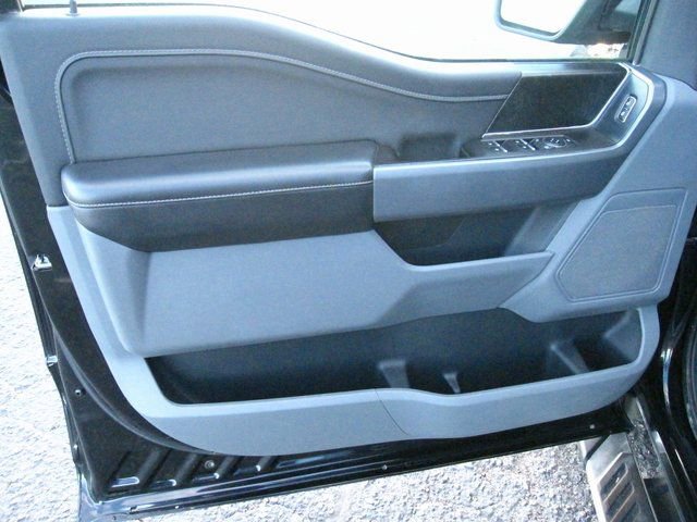 Used 2022 Ford F150 XLT w/ Equipment Group 302A High image 8