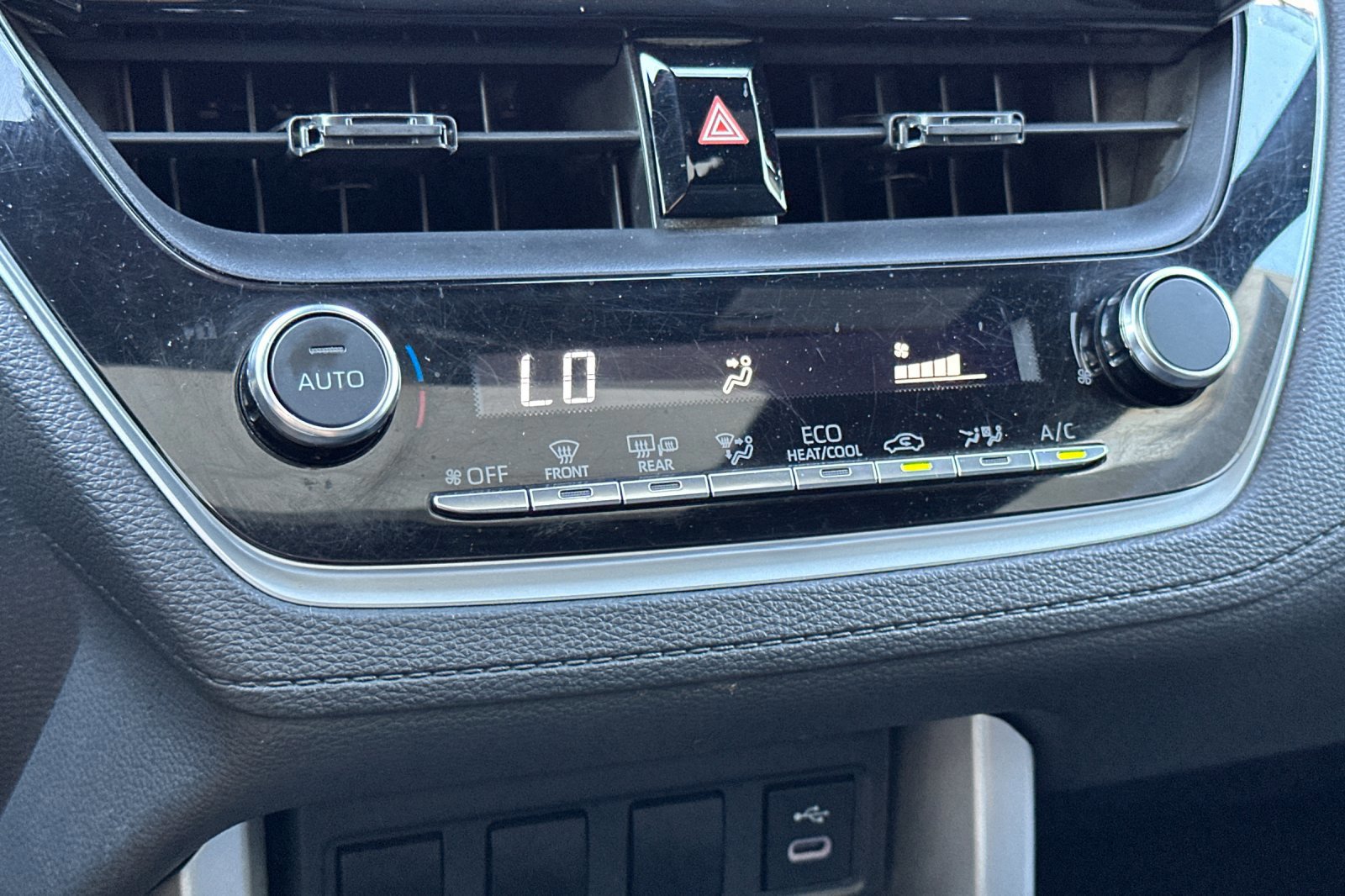 Used 2023 Toyota Corolla Cross S w/ Moonroof Package image 20