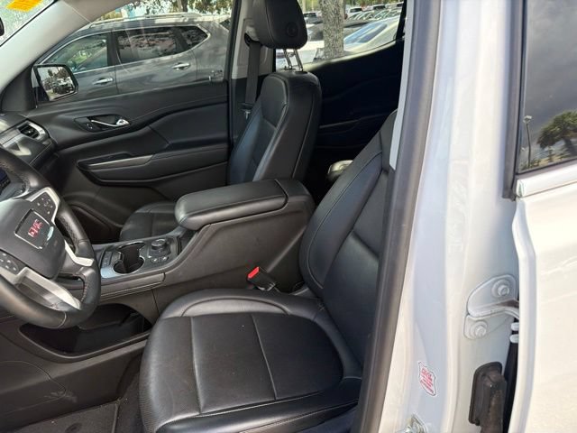 Certified 2023 GMC Acadia SLT FWD image 7
