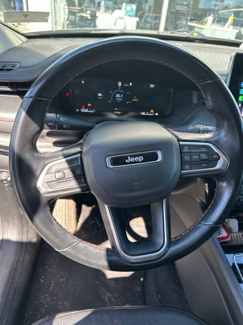 Used 2022 Jeep Compass Trailhawk w/ Trailhawk Elite Group AWD/4WD image 6