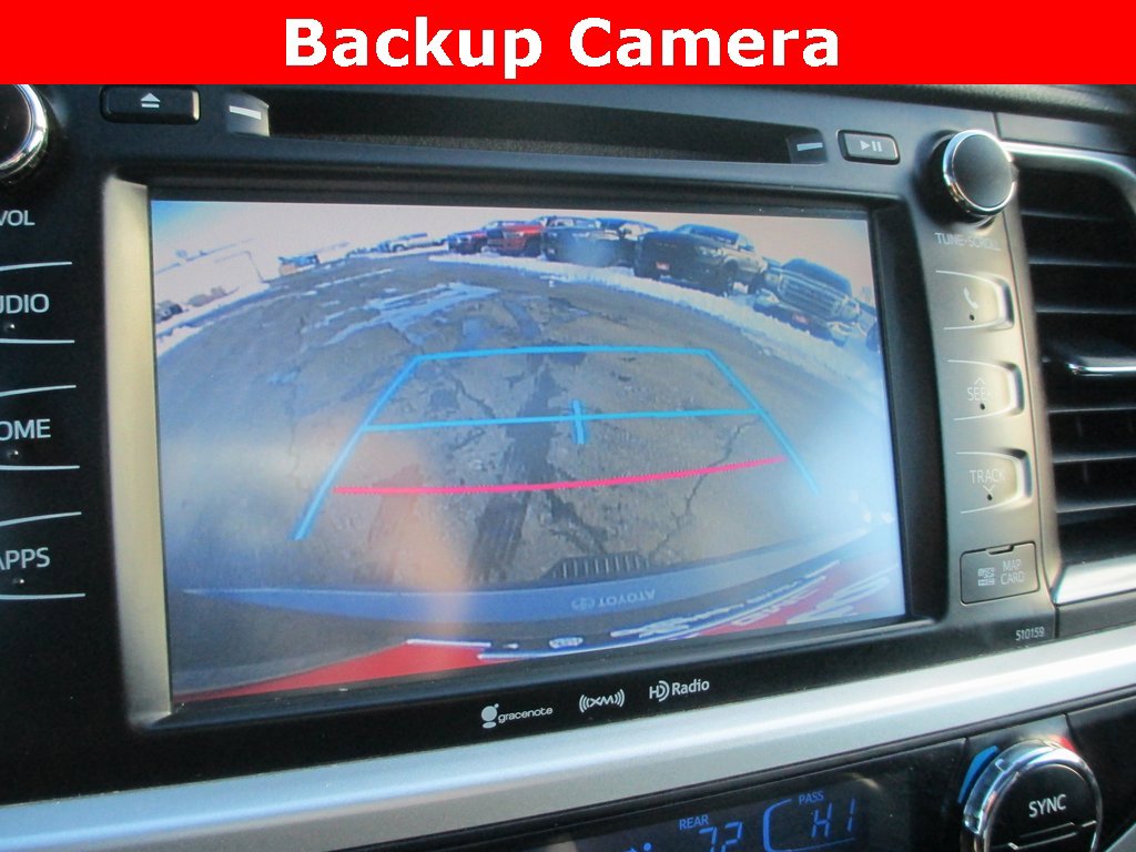 Used 2016 Toyota Highlander XLE image 14