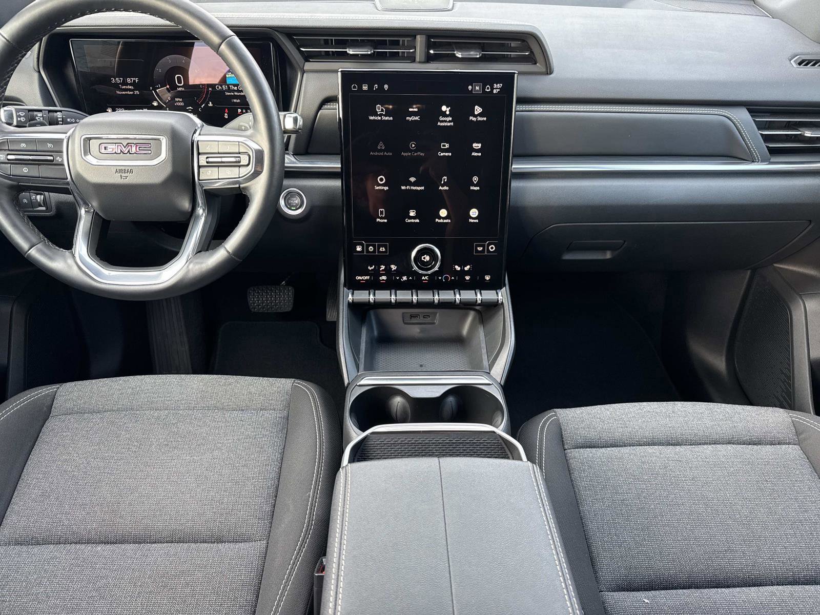 Used 2025 GMC Terrain Elevation image 15