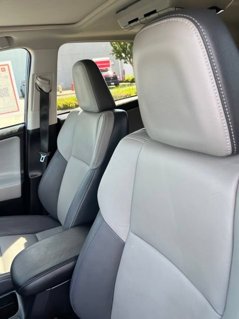 Used 2015 Toyota RAV4 Limited FWD image 13