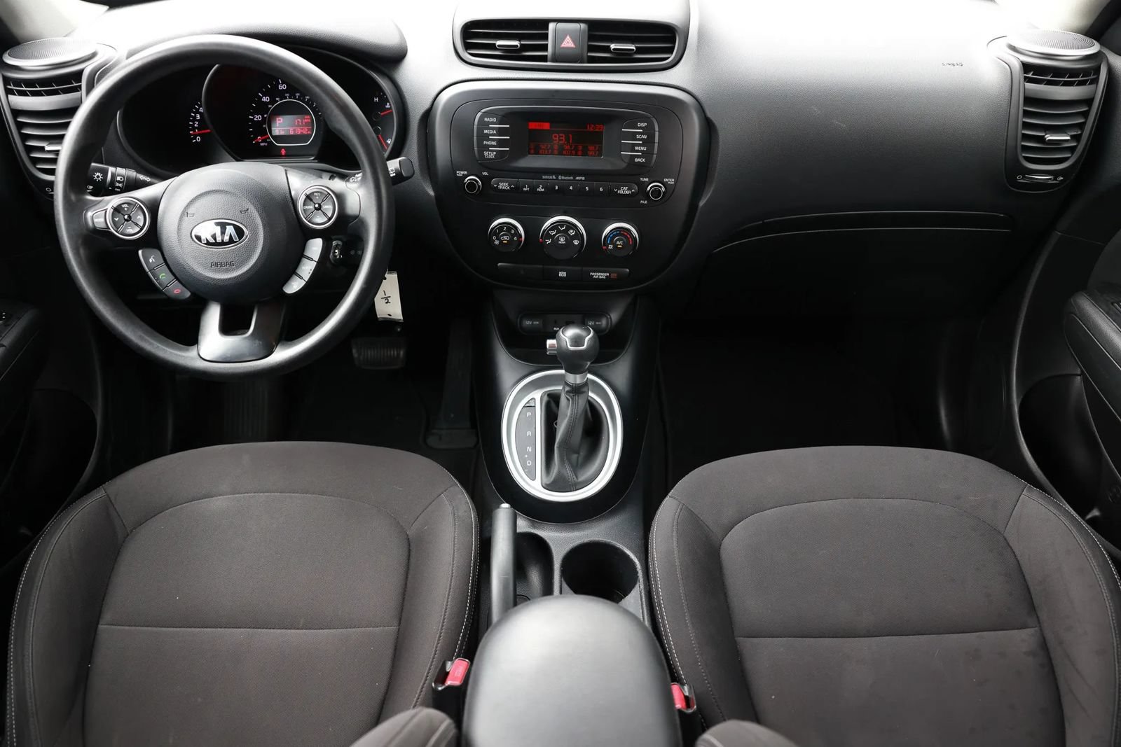 Used 2015 Kia Soul FWD image 2