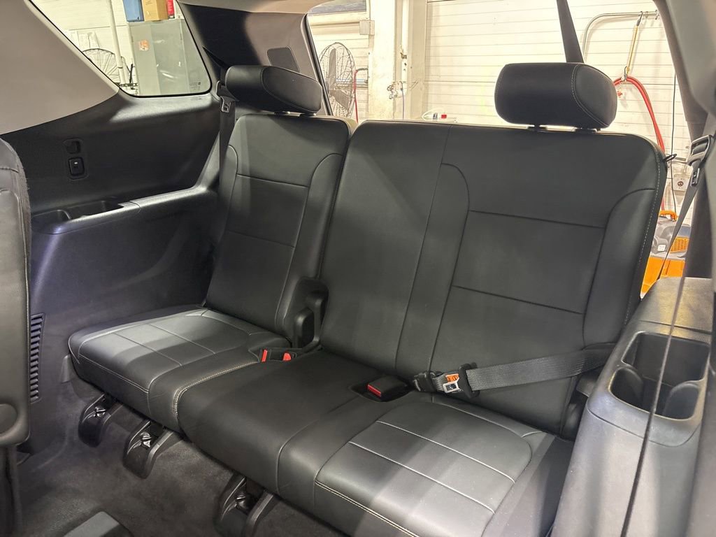 Used 2019 Chevrolet Traverse LT w/ LT Premium Package image 14