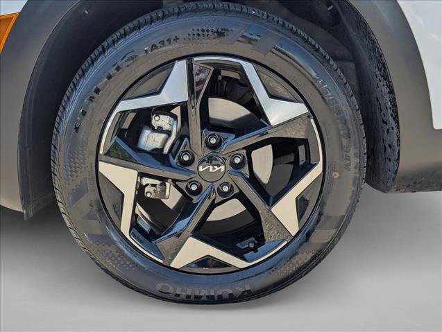 Used 2025 Kia Seltos S image 24