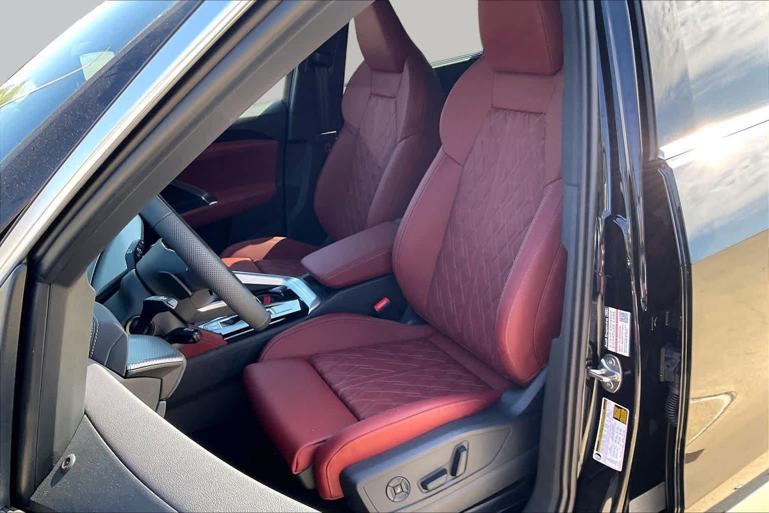 New 2026 Audi SQ5 Prestige AWD/4WD image 9