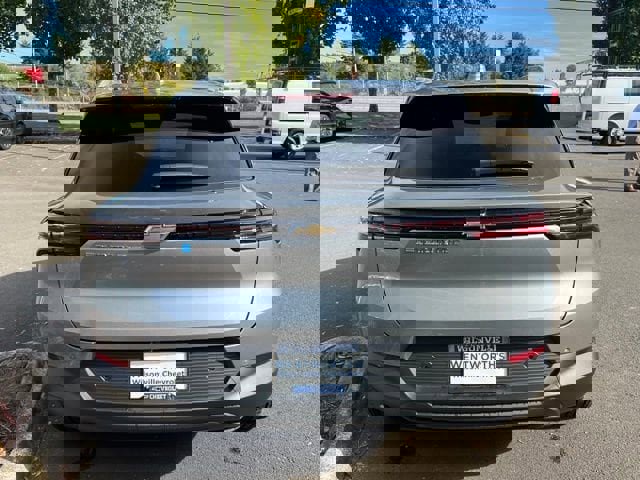 New 2026 Chevrolet Equinox EV LT image 6