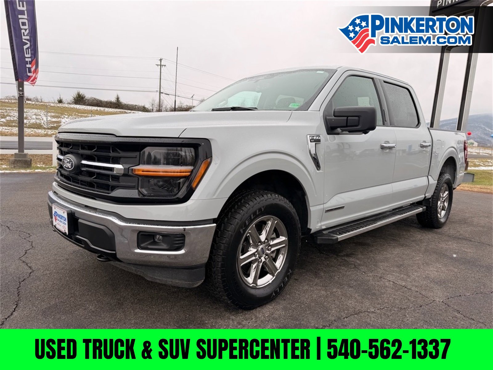 Used 2024 Ford F150 XLT w/ Mobile Office Package image 8