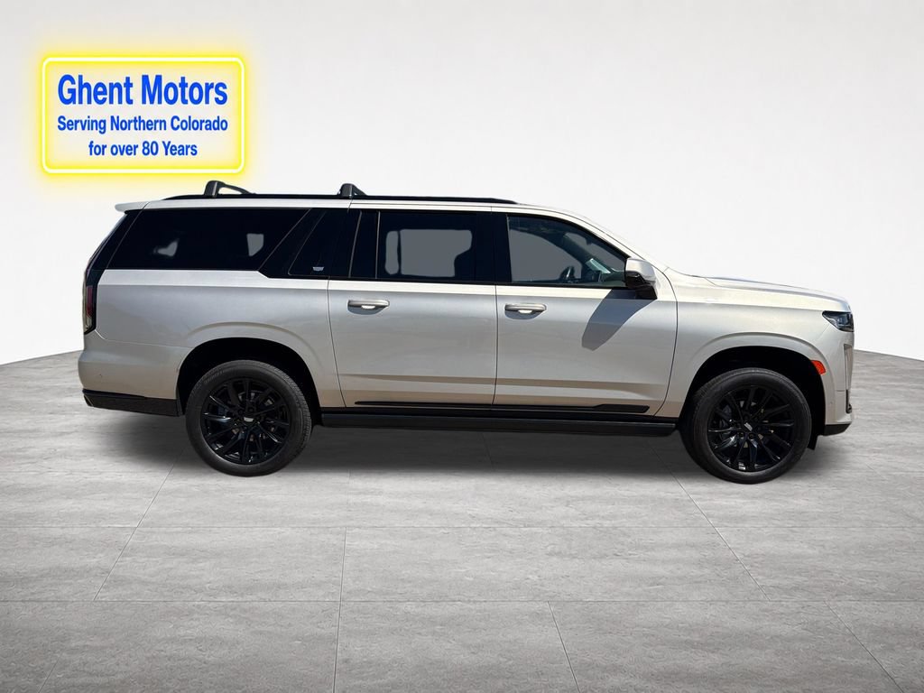 Used 2024 Cadillac Escalade ESV Sport Platinum w/ LPO, ONYX Package AWD/4WD image 8
