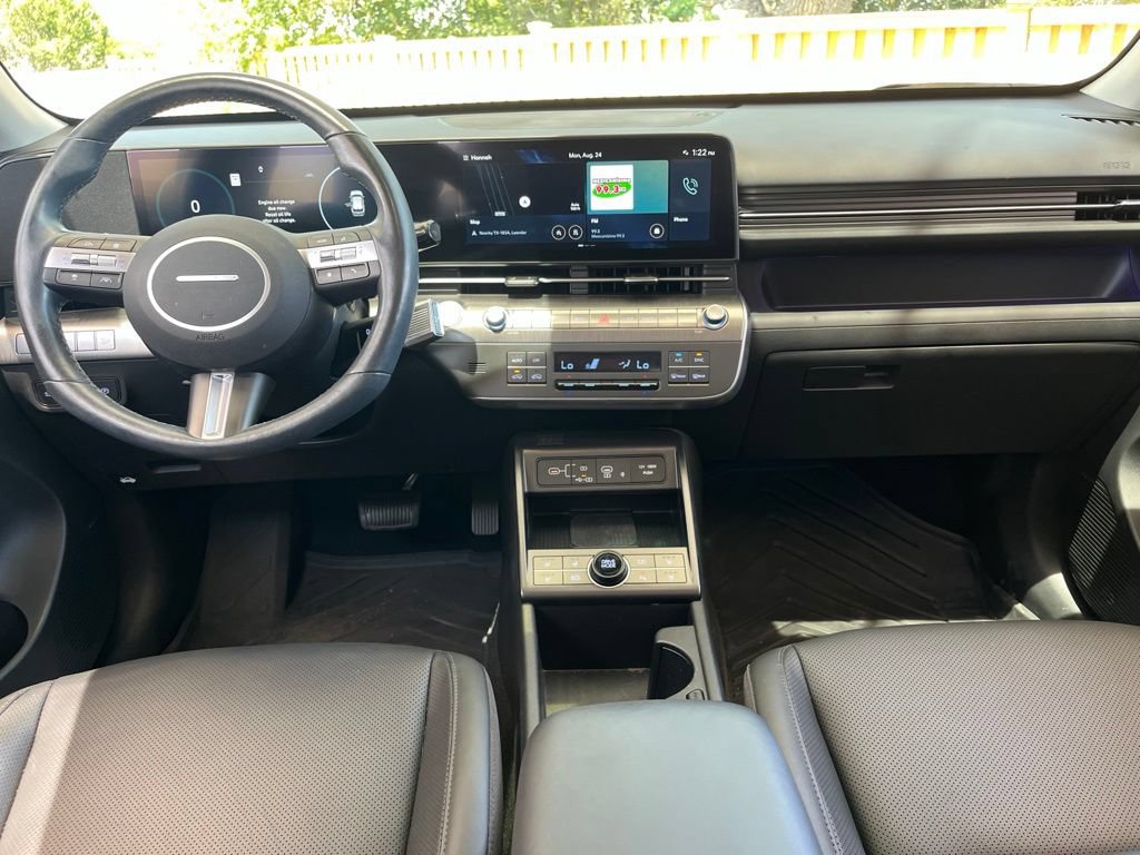 Used 2024 Hyundai Kona Limited FWD image 13
