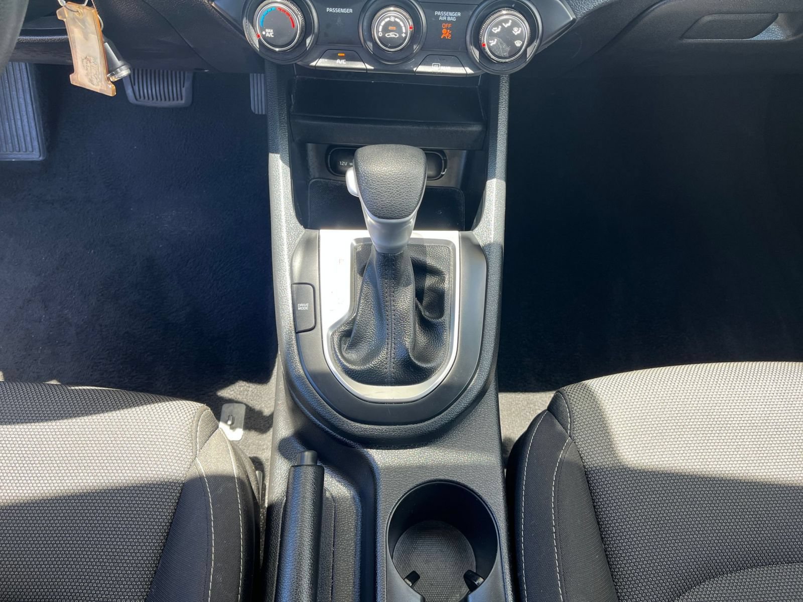 Used 2024 Kia Forte LXS FWD image 38