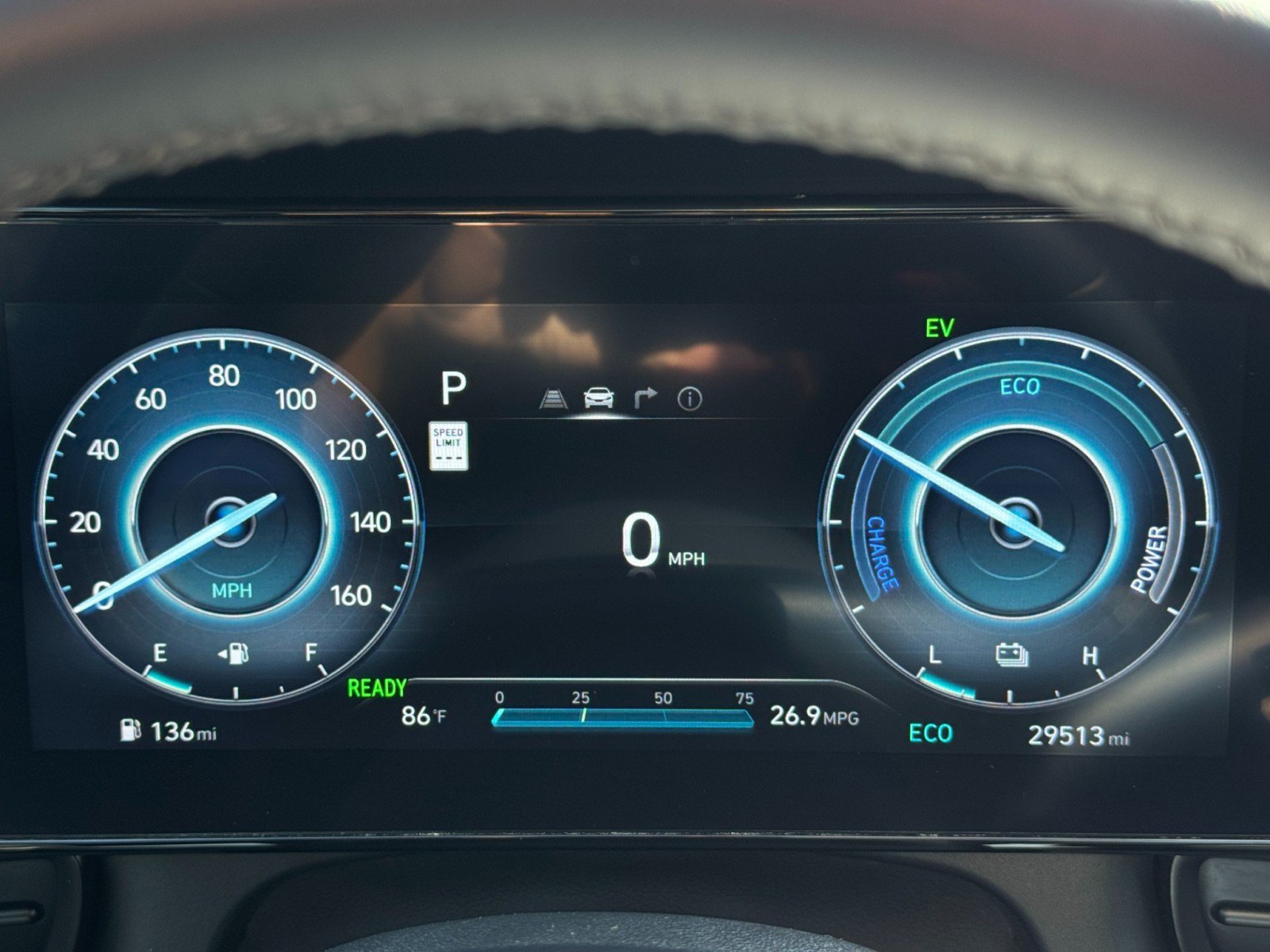 Used 2025 Hyundai Elantra SEL FWD image 18
