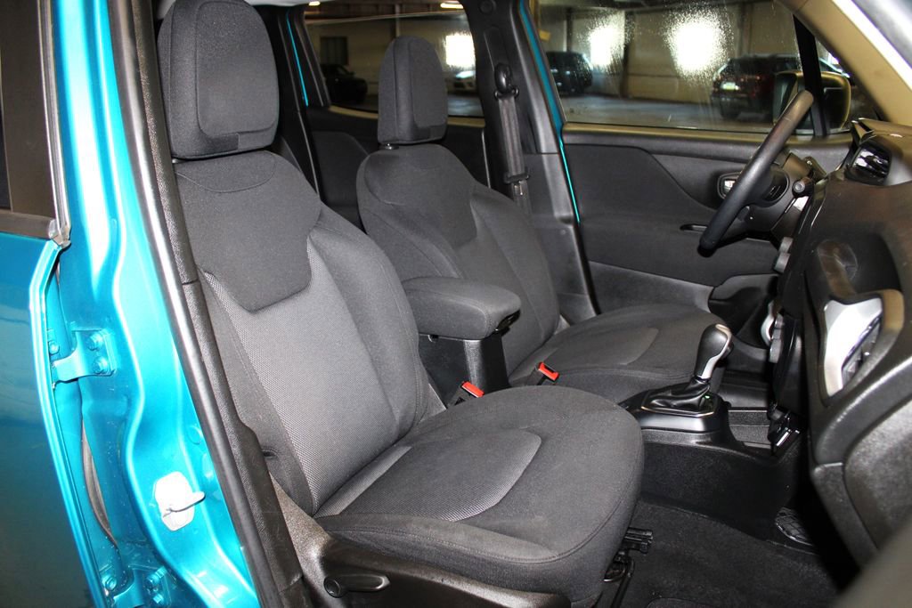 Used 2020 Jeep Renegade Sport w/ Sport Appearance Group image 27