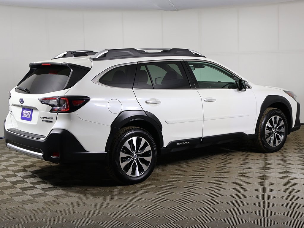 Used 2024 Subaru Outback Touring XT image 13