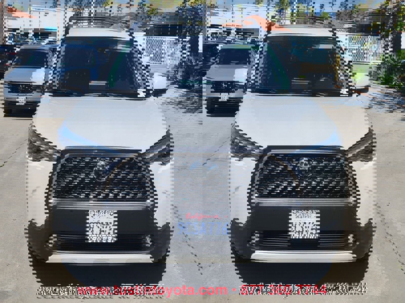 Certified 2022 Toyota Corolla Cross XLE w/ Convenience Package image 8