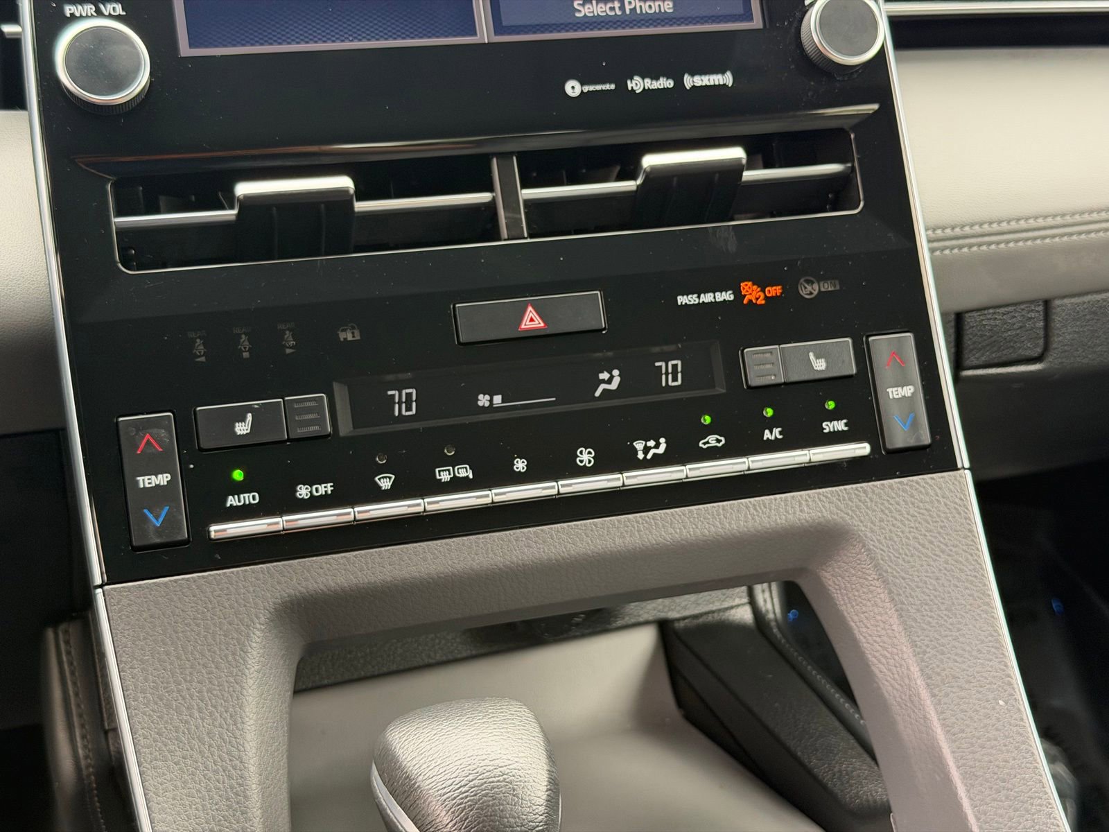 Used 2019 Toyota Avalon XLE w/ Moonroof Package FWD image 22