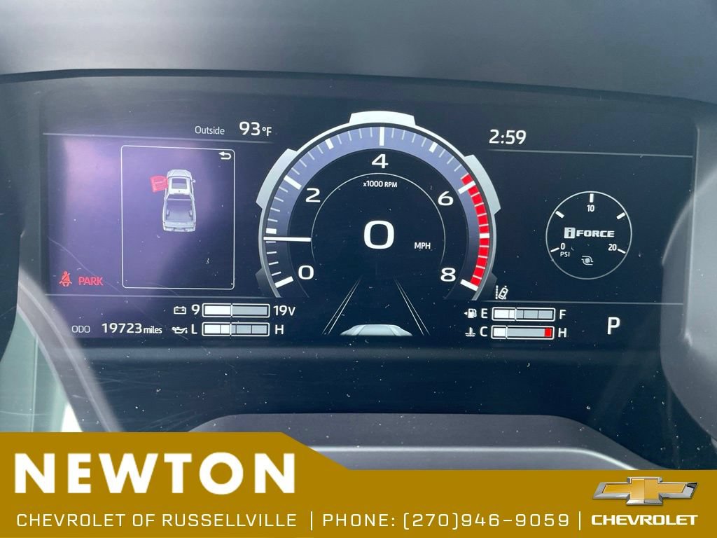 Used 2024 Toyota Tundra Limited w/ Power Package AWD/4WD image 17