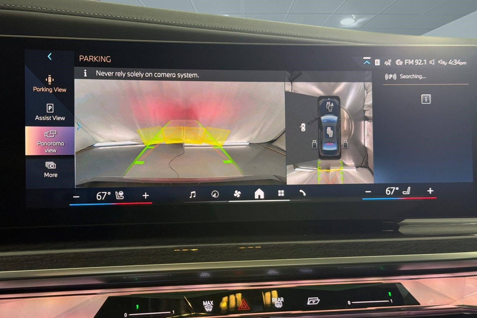 New 2026 BMW 740i w/ Premium Package RWD image 19