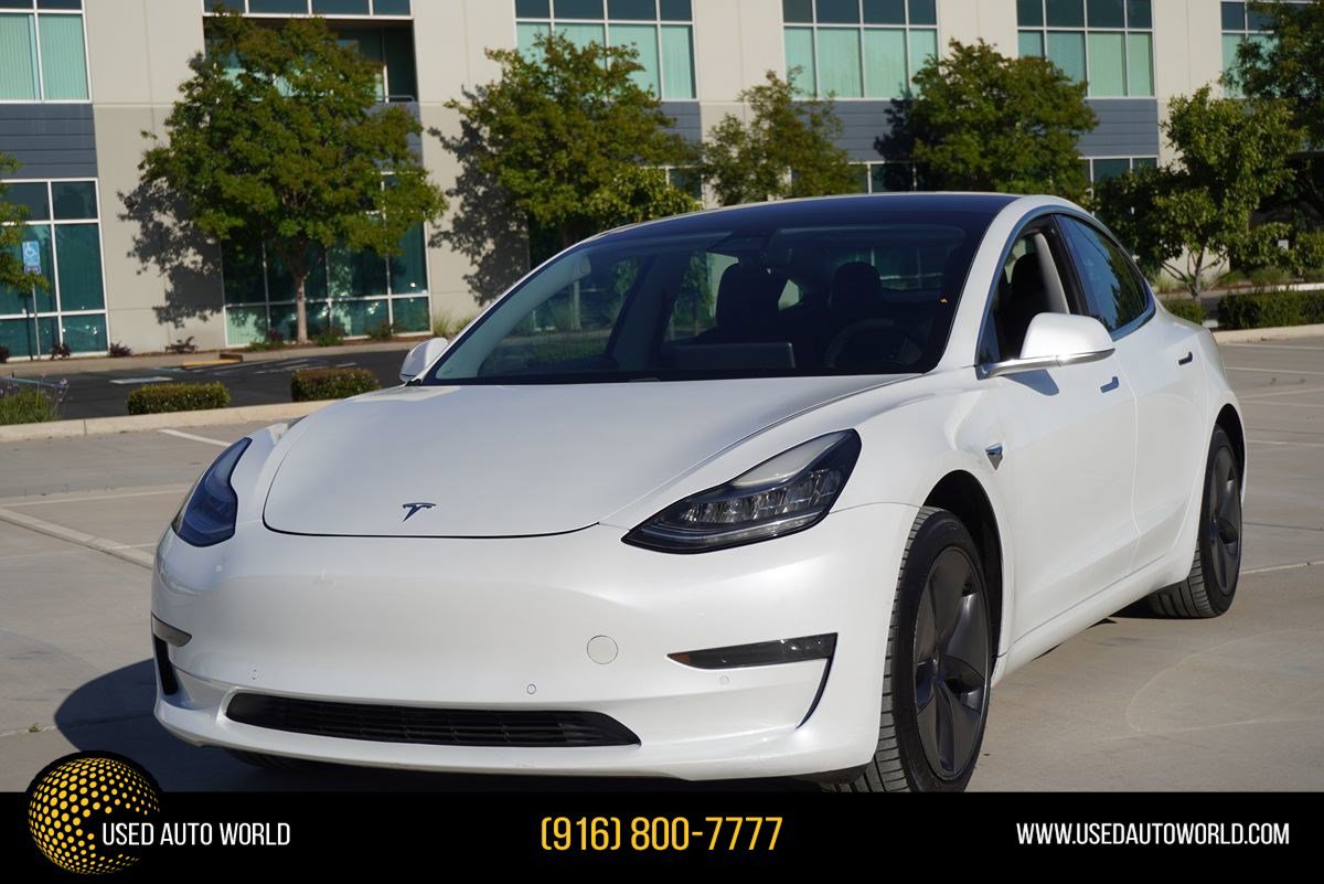 Used 2020 Tesla Model 3 Standard Range Plus RWD image 1