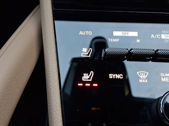 Certified 2026 Porsche Cayenne E-Hybrid Coupe AWD/4WD image 21