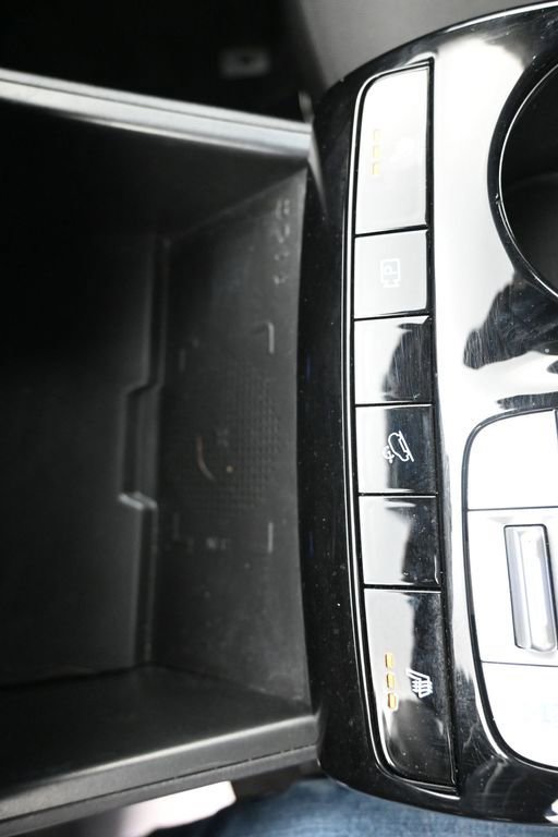 Used 2023 Hyundai Tucson Blue image 14