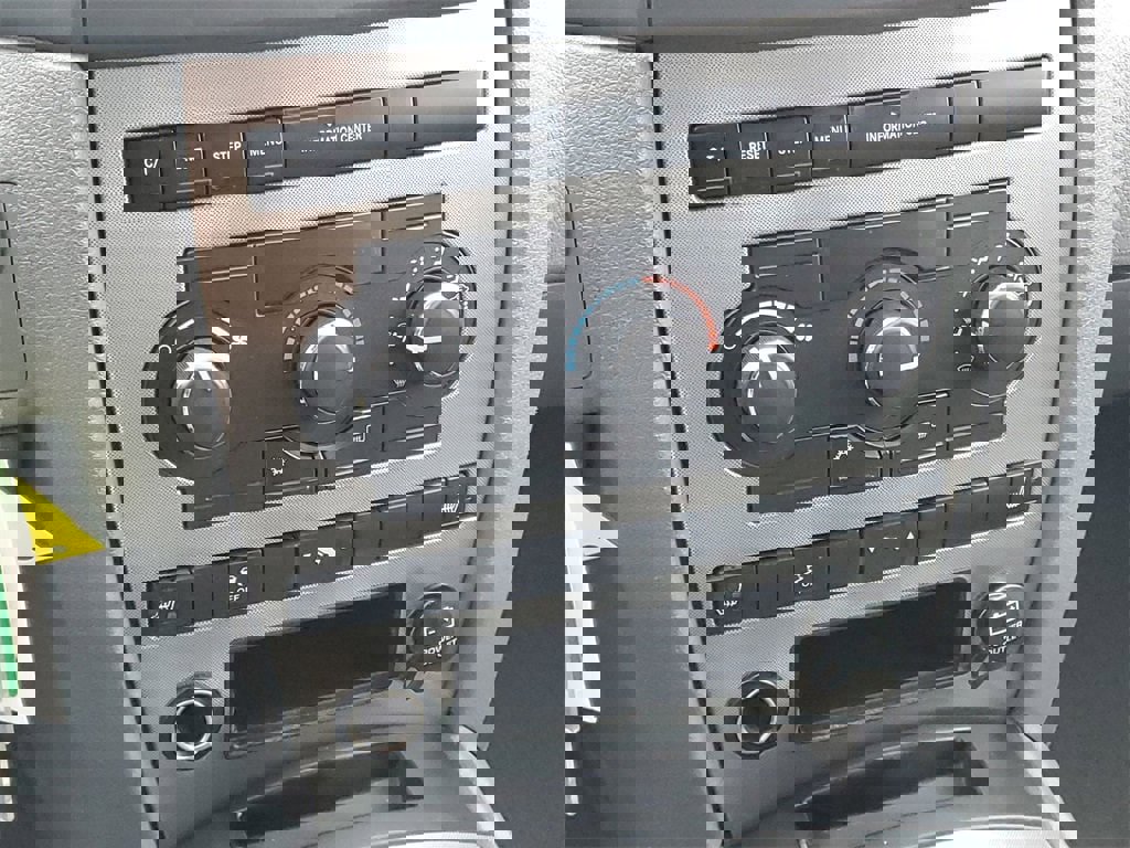 Used 2007 Jeep Grand Cherokee Laredo image 15