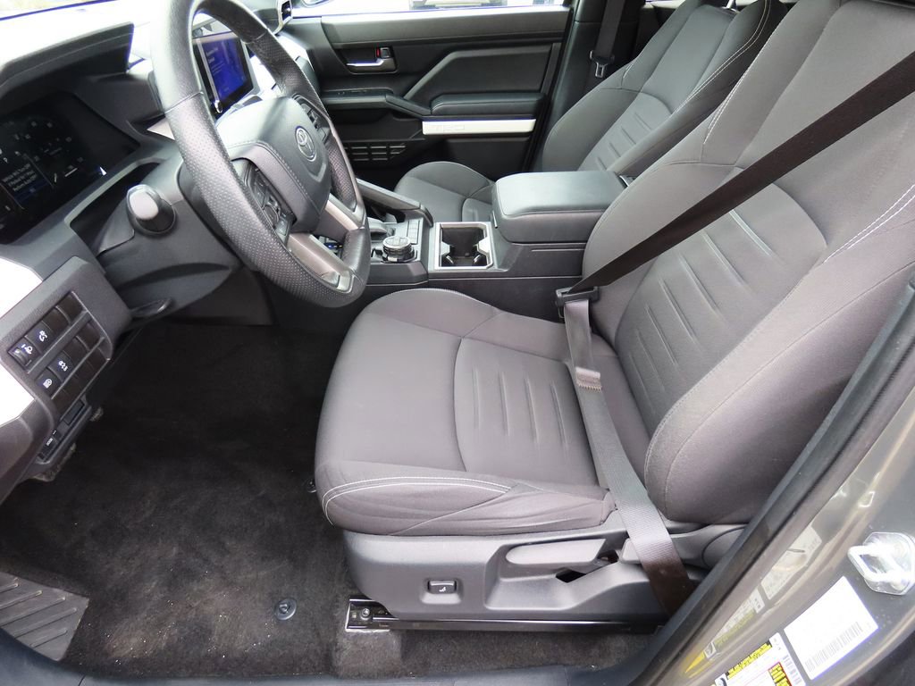 Used 2024 Toyota Tacoma TRD Off-Road image 40